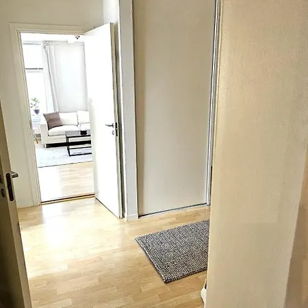 Apartamento Fin Sentrumsnaer I Rolige Omgivelser Ålesund